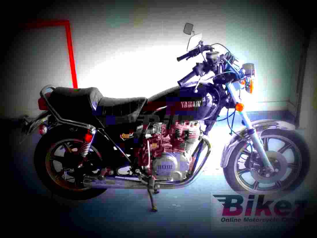 Yamaha XS 400 Special 1981 6 motorbike A4 Photo Print