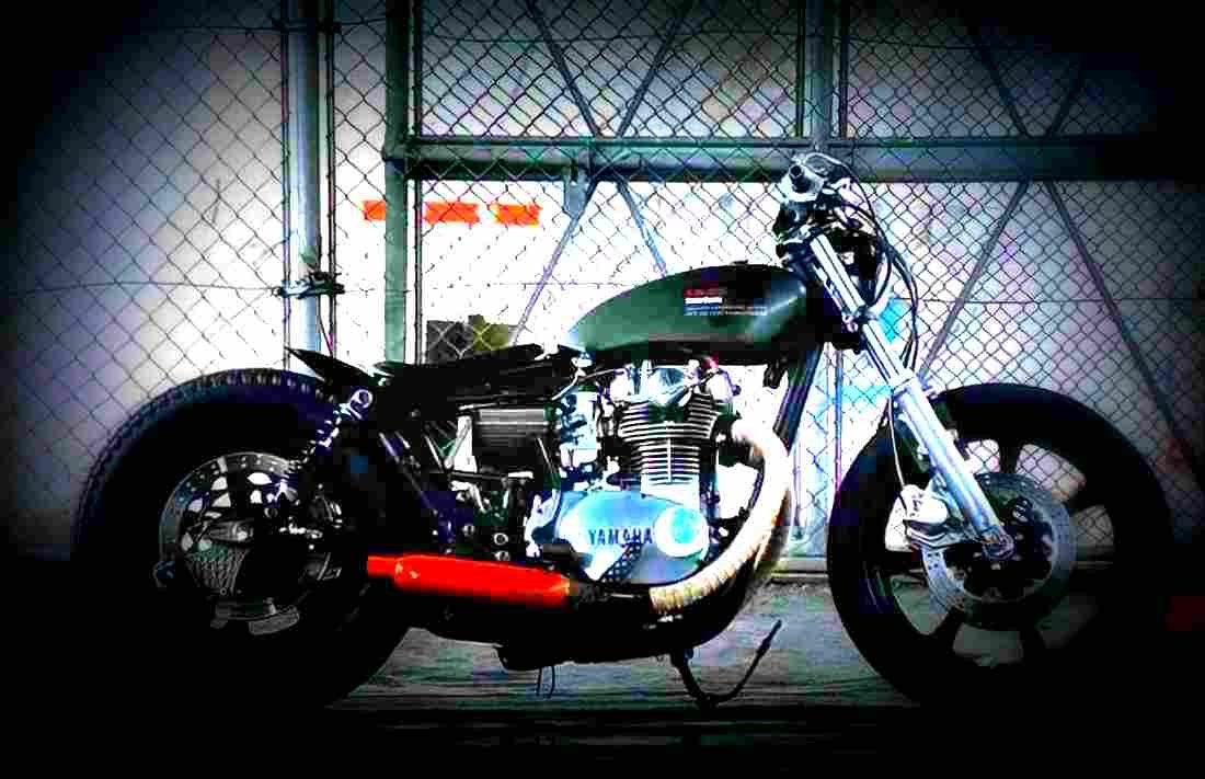 Yamaha XS 650 1978 3 motorbike A4 Photo Print