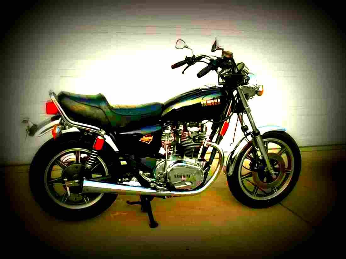 Yamaha XS 650 1982 1 motorbike A4 Photo Print