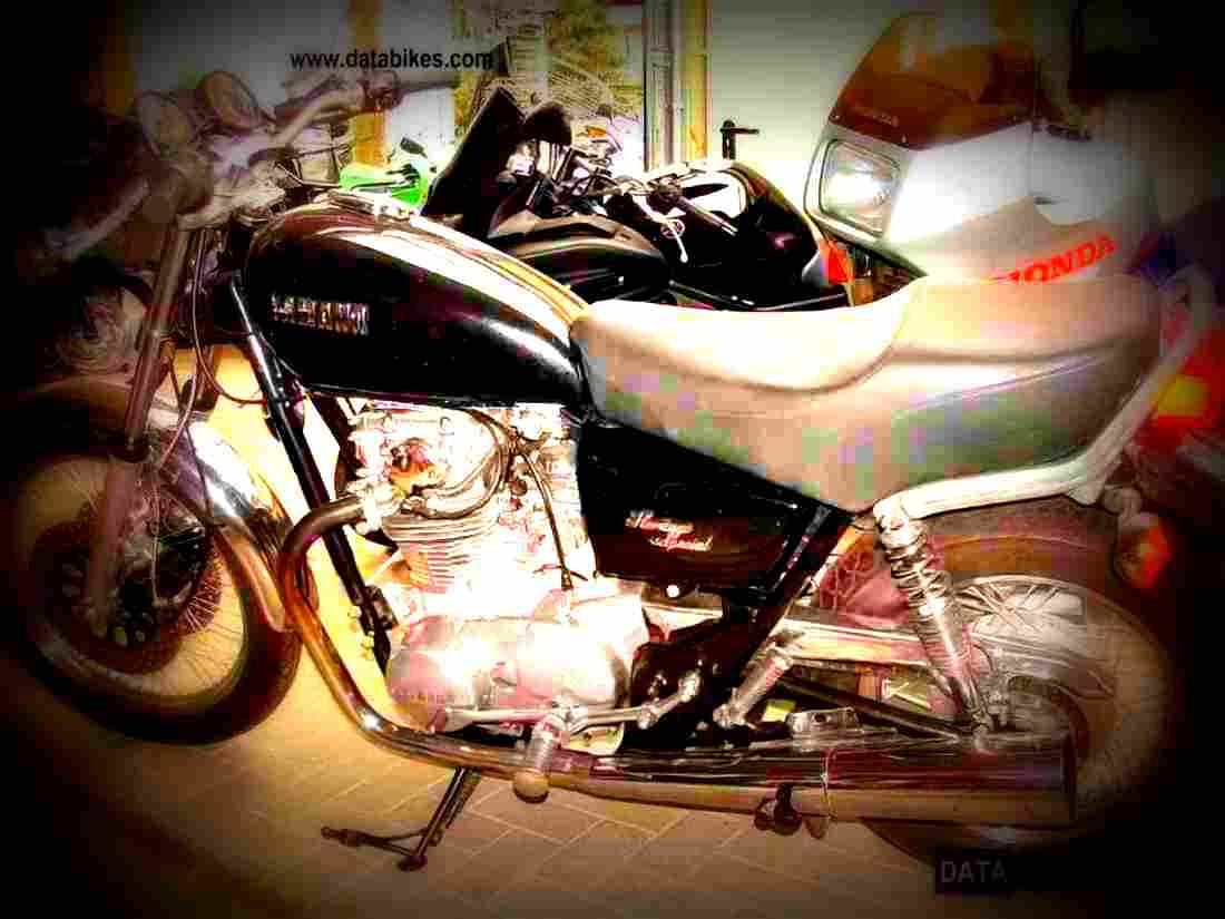 Yamaha XS 650 1983 4 motorbike A4 Photo Print