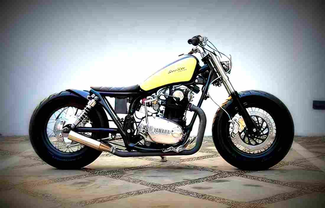 Yamaha XS 650 1984 2 motorbike A4 Photo Print