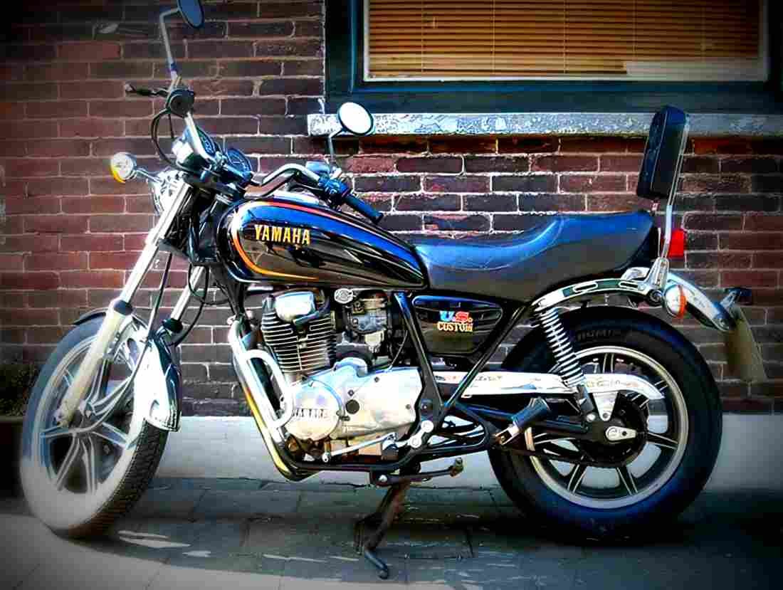 Yamaha XS 750 US. Custom 1980 3 motorbike A4 Photo Print
