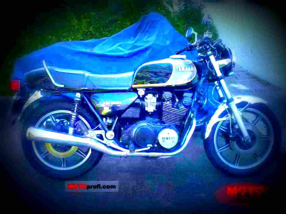 Yamaha XS 850 1980 2 motorbike A4 Photo Print