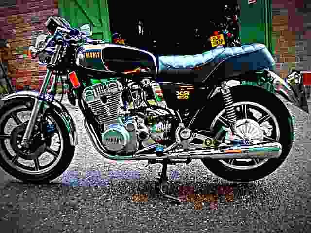 Yamaha XS 850 1982 3 motorbike A4 Photo Print