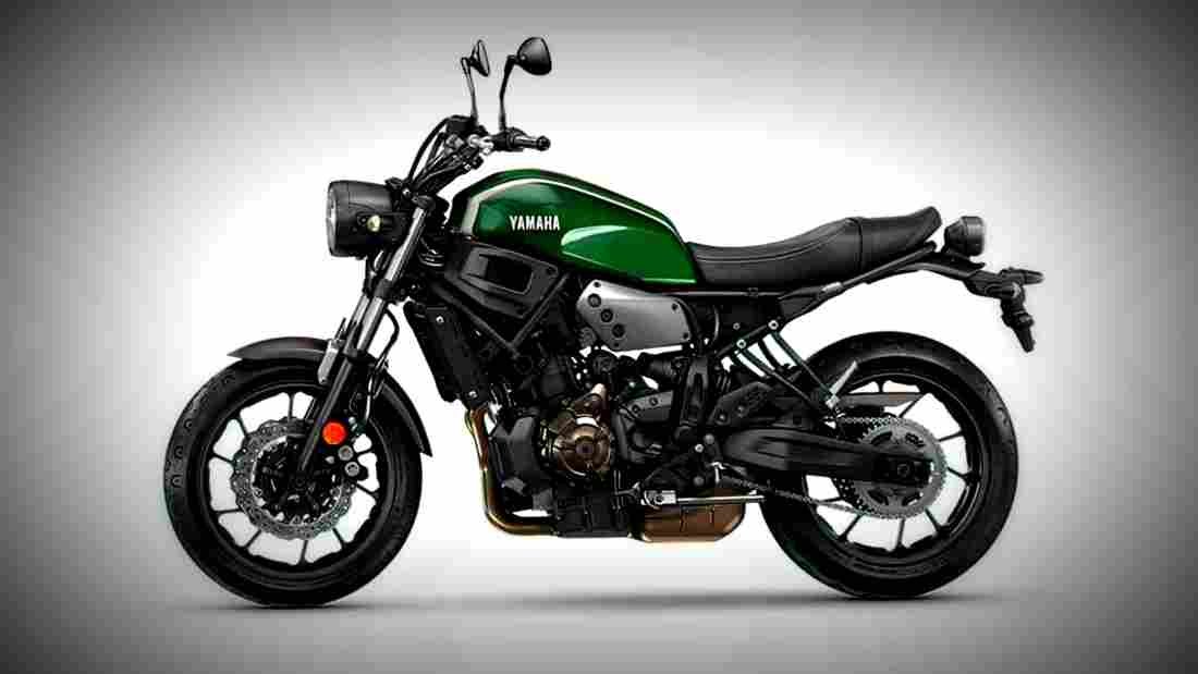 Yamaha XSR700 2017 1 motorbike A4 Photo Print