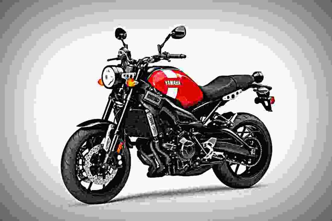 Yamaha XSR900 2018 3 motorbike A4 Photo Print