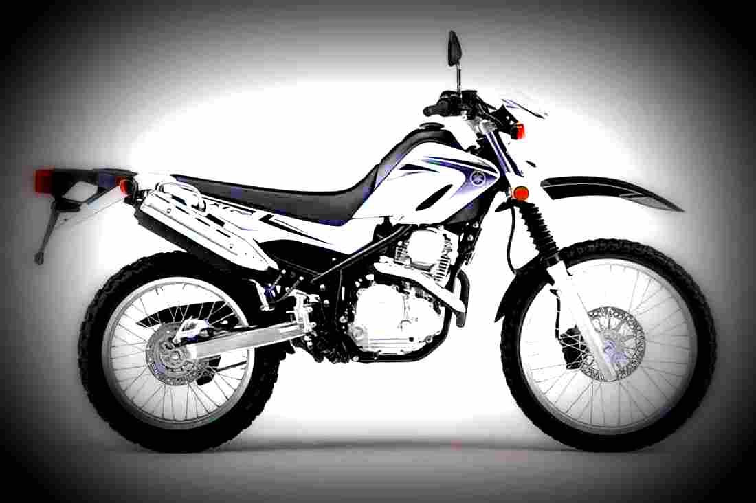 Yamaha XT 250 1983 5 motorbike A4 Photo Print