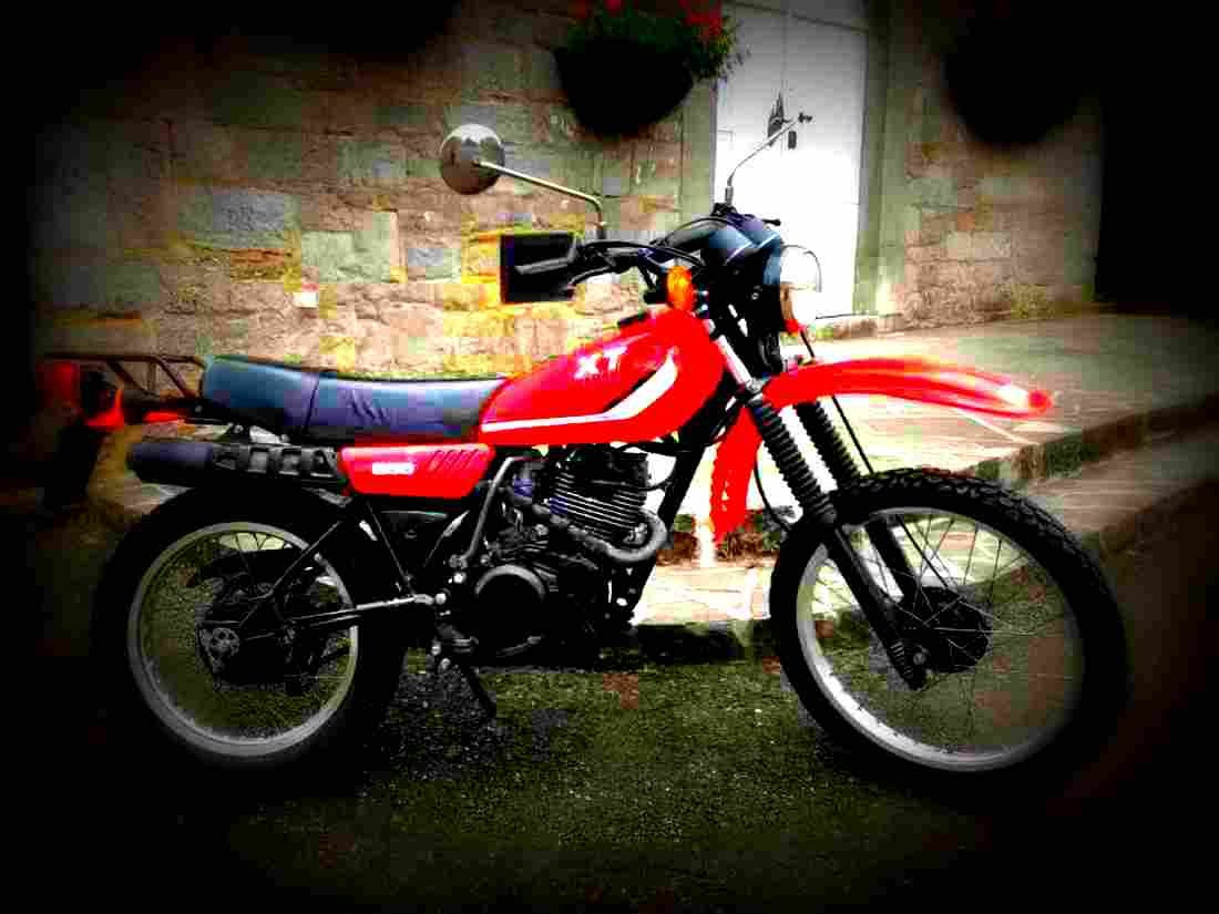 Yamaha XT 250 1989 1 motorbike A4 Photo Print