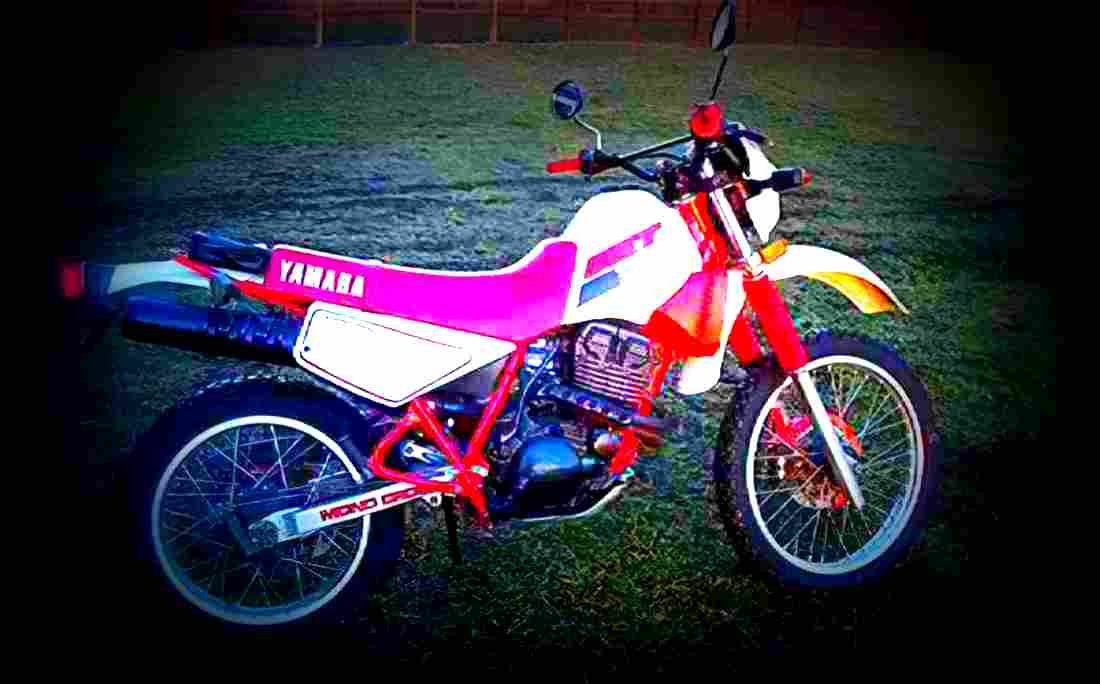 Yamaha XT 350 1986 2 motorbike A4 Photo Print