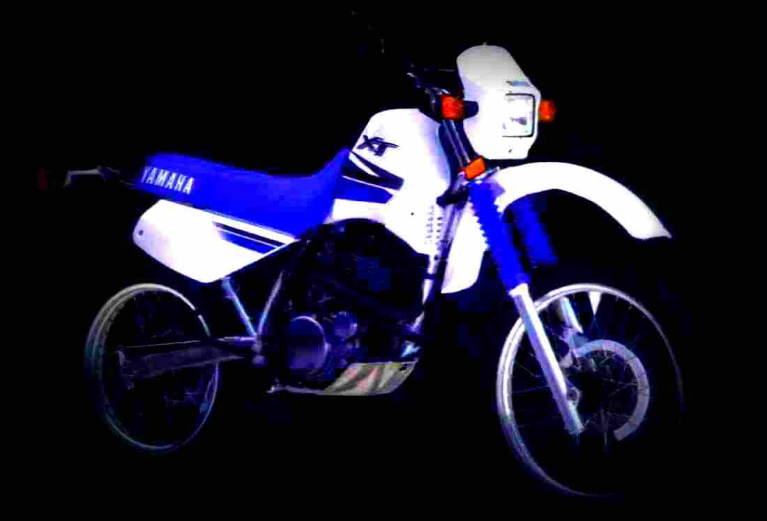 Yamaha XT 350 1987 6 motorbike A4 Photo Print