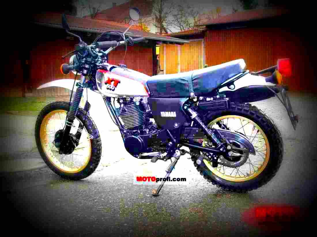 Yamaha XT 500 1980 2 motorbike A4 Photo Print