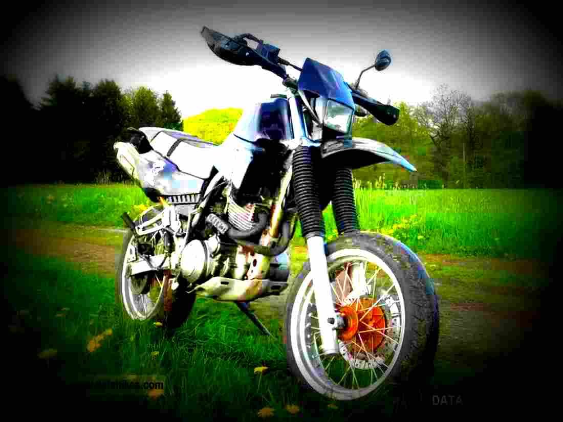 Yamaha XT 600 1988 4 motorbike A4 Photo Print