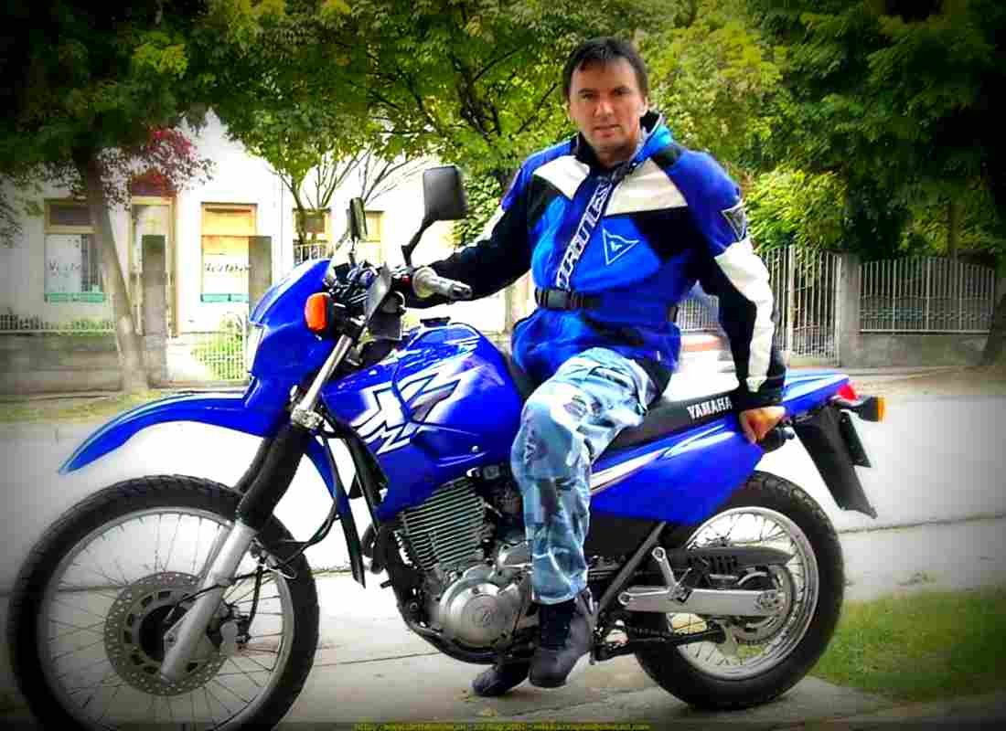 Yamaha XT 600 E 2001 5 motorbike A4 Photo Print
