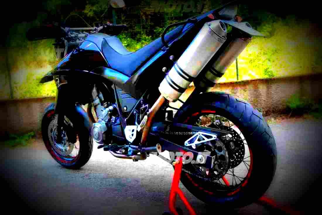 Yamaha XT 660 X 2004 2 motorbike A4 Photo Print