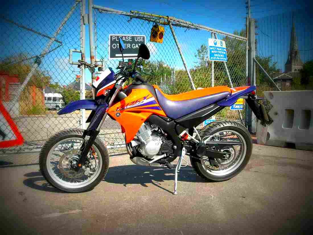Yamaha XT125 X XT125X 1 motorbike A4 Photo Print