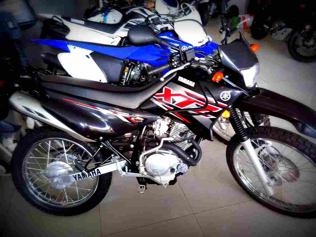 Yamaha XTZ 125 2018 2 motorbike A4 Photo Print