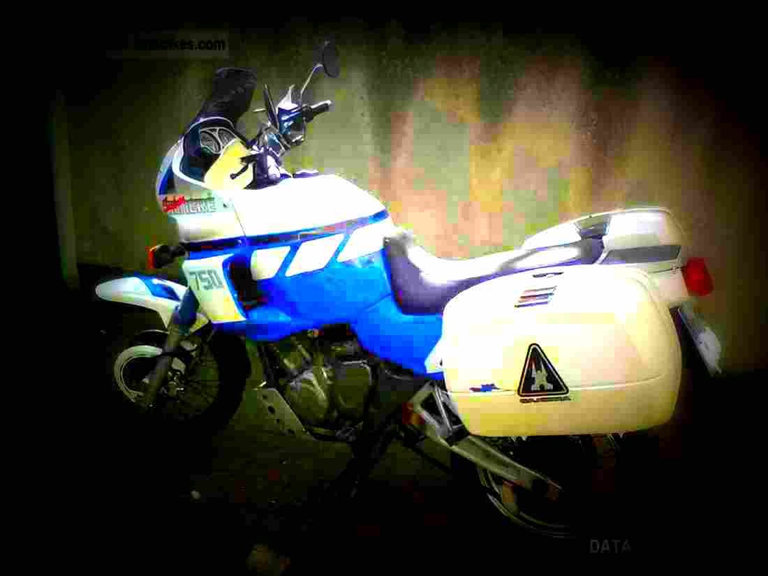 Yamaha XTZ 750 Super Tenere 1991 4 motorbike A4 Photo Print