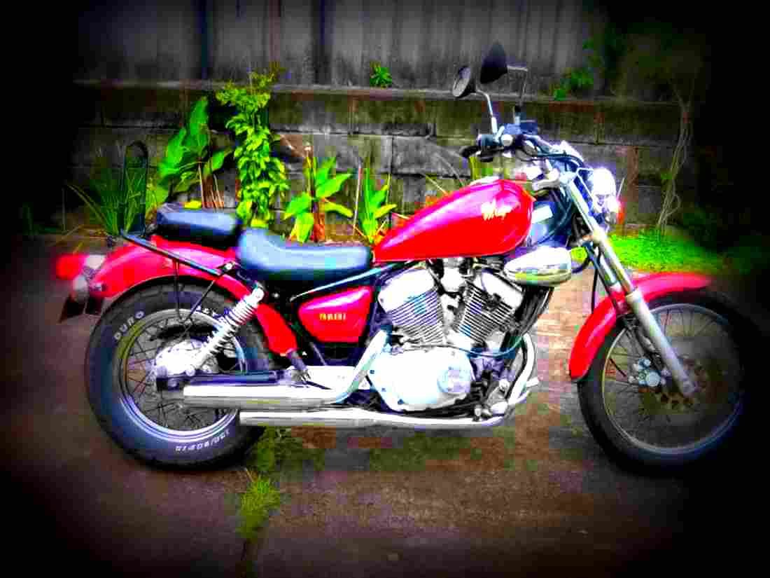 Yamaha XV 250 S Virago 1997 3 motorbike A4 Photo Print