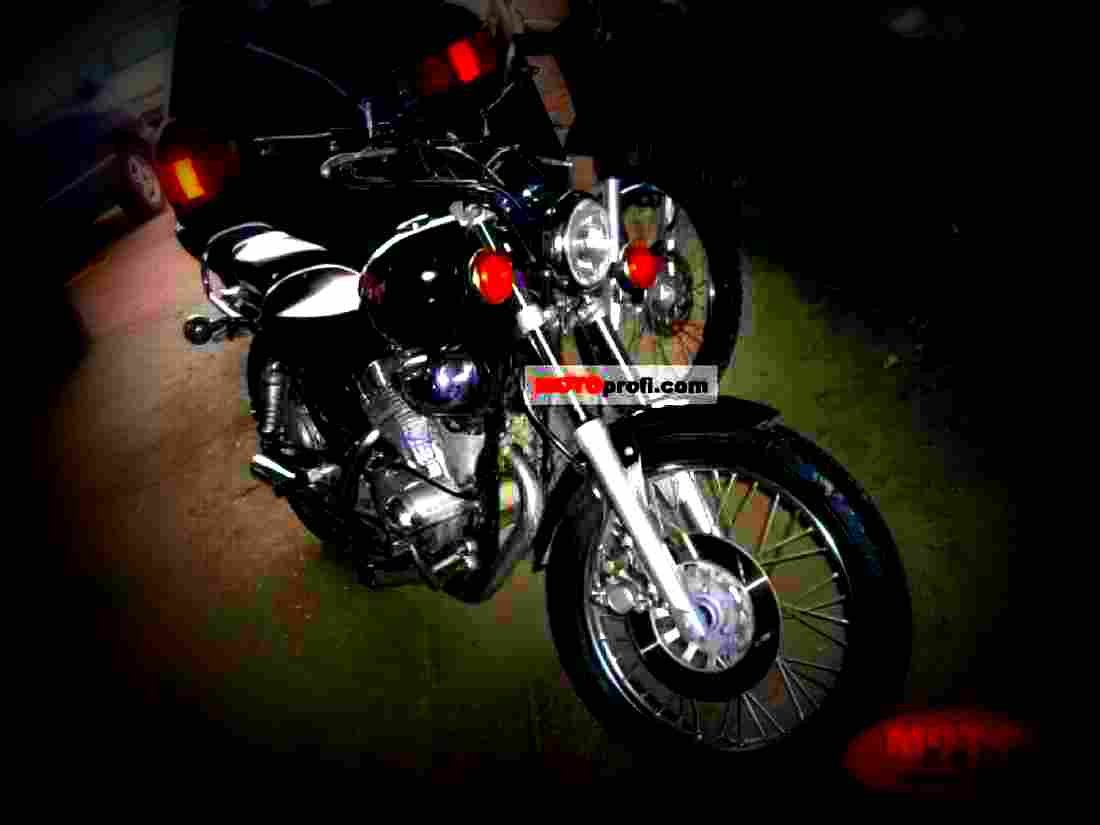 Yamaha XV 250 Virago 1994 4 motorbike A4 Photo Print