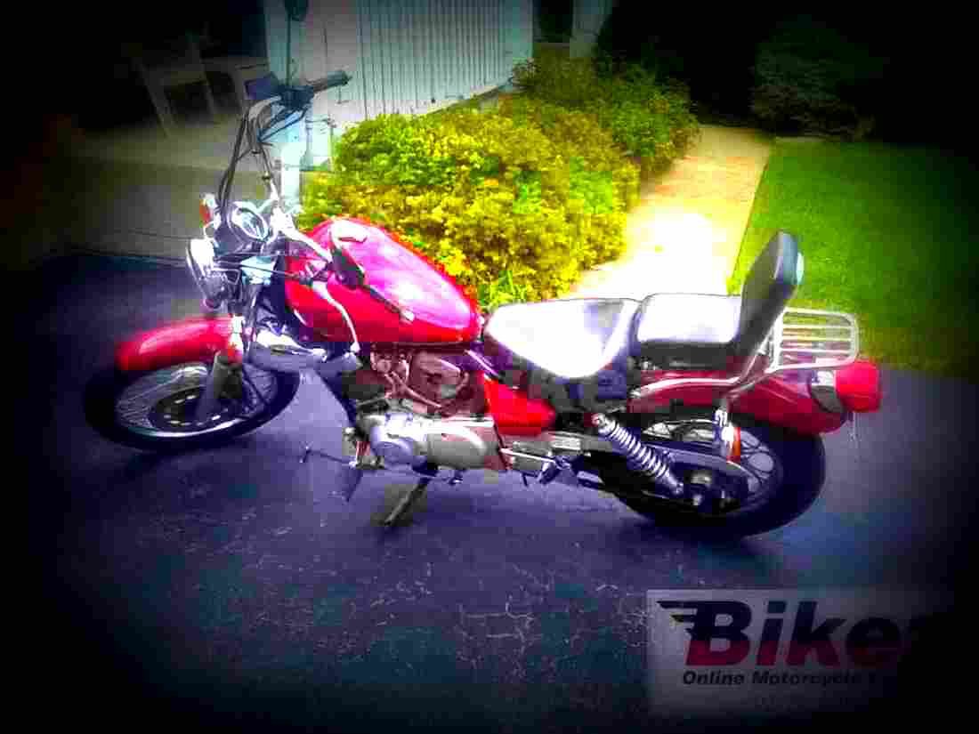 Yamaha XV 250 Virago 1995 2 motorbike A4 Photo Print