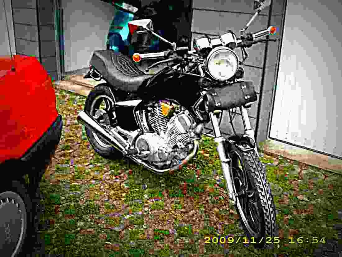Yamaha XV 500 SE 1987 4 motorbike A4 Photo Print