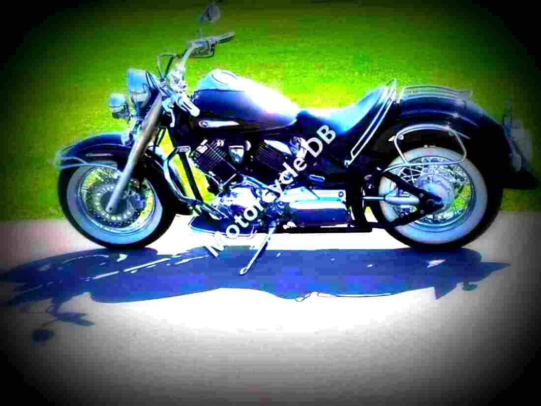 Yamaha XVS 1100 Drag Star Custom 2001 1 motorbike A4 Photo Print