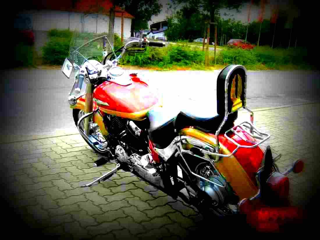 Yamaha XVS 650 Drag Star Classic 1998 1 motorbike A4 Photo Print
