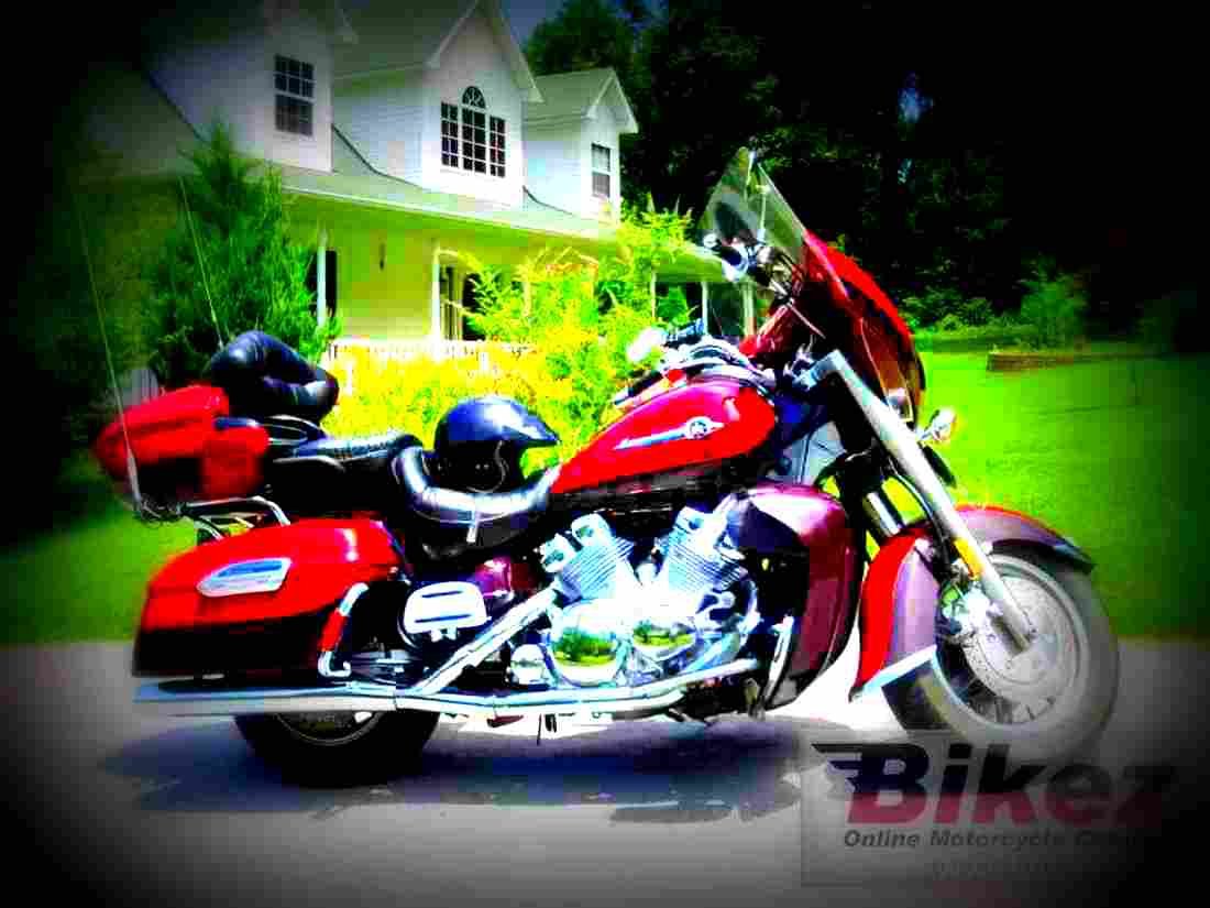 Yamaha XVZ 1300 A Royal Star 2001 4 motorbike A4 Photo Print