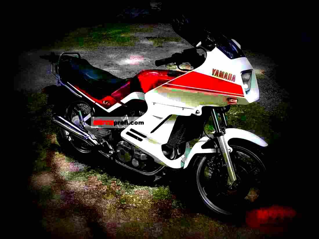 Yamaha XZ 550 1982 6 motorbike A4 Photo Print