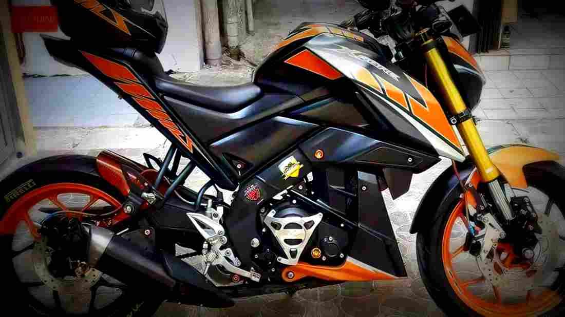 Yamaha Xabre 2018 4 motorbike A4 Photo Print