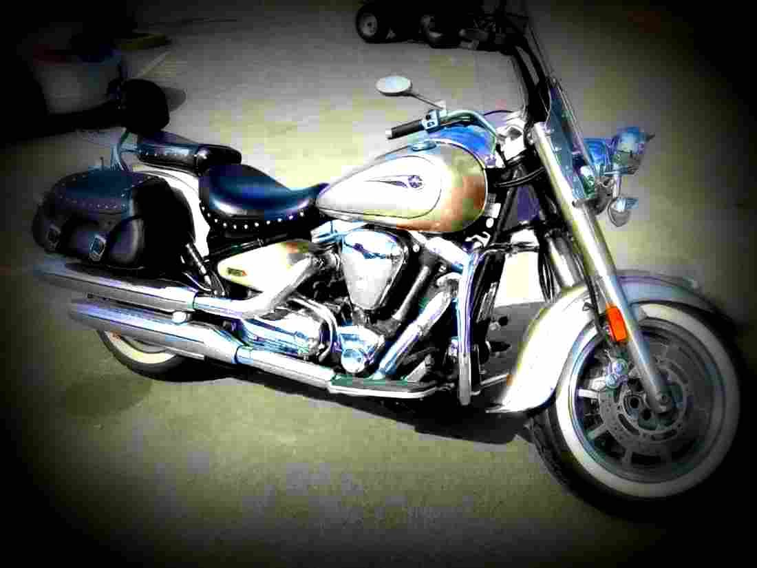 Yamaha YB 1 Four 2002 4 motorbike A4 Photo Print