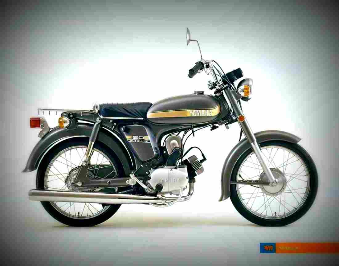 Yamaha YB 50 2002 2 motorbike A4 Photo Print