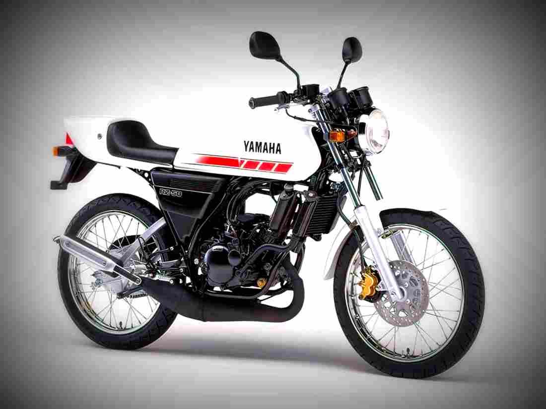 Yamaha YB 50 2002 5 motorbike A4 Photo Print