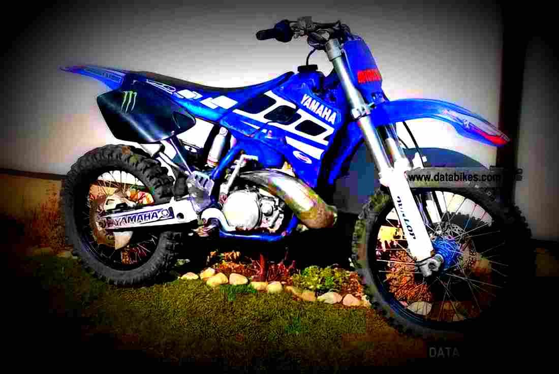 Yamaha YZ 250 2002 2 motorbike A4 Photo Print