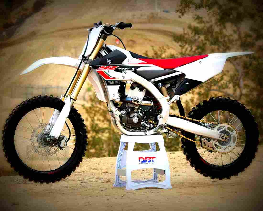Yamaha YZ450F 2017 1 motorbike A4 Photo Print