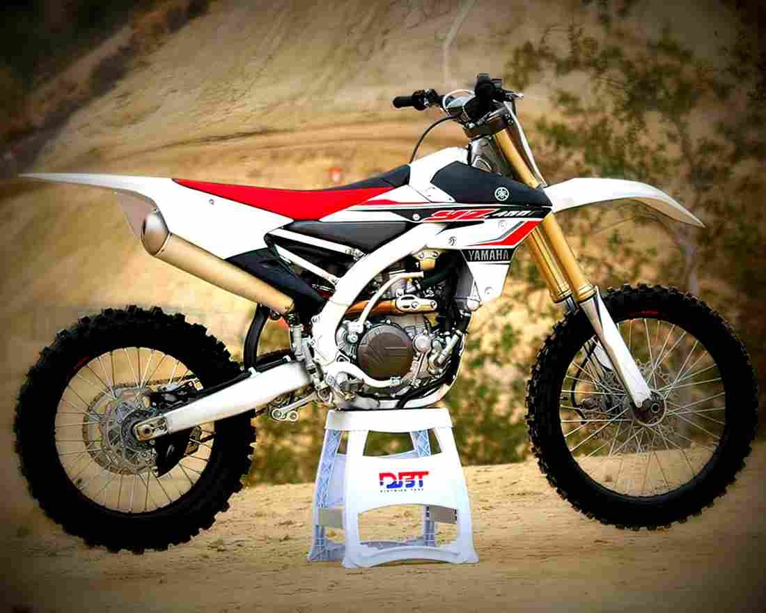 Yamaha YZ450F 2017 2 motorbike A4 Photo Print