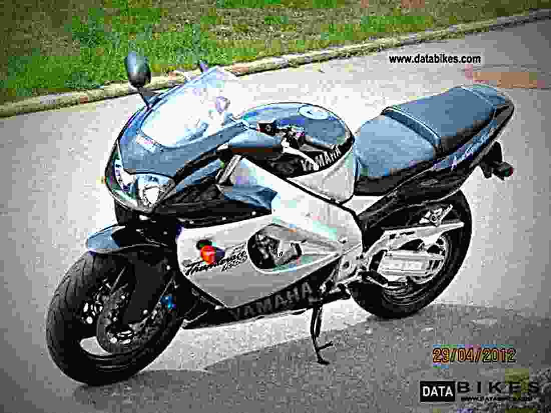 Yamaha YZF 1000 R Thunderace 2000 3 motorbike A4 Photo Print