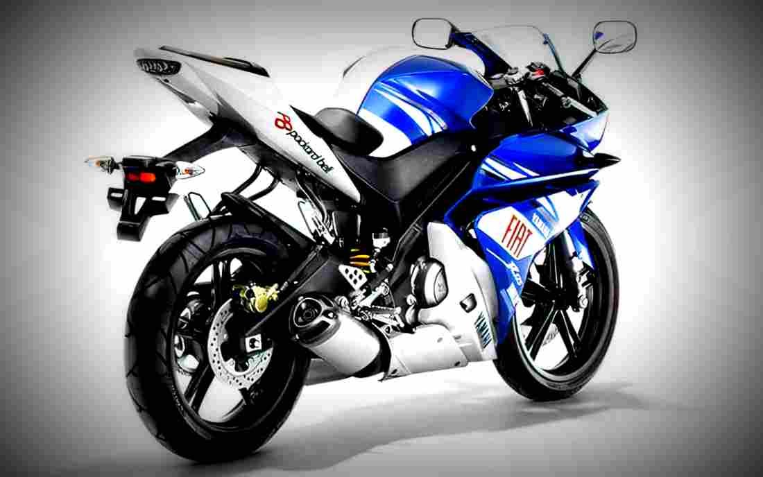 Yamaha YZF R125 125 1 motorbike A4 Photo Print