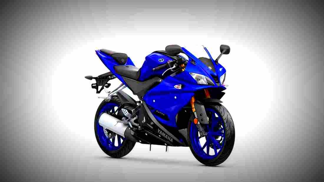 Yamaha YZF R125 2018 3 motorbike A4 Photo Print
