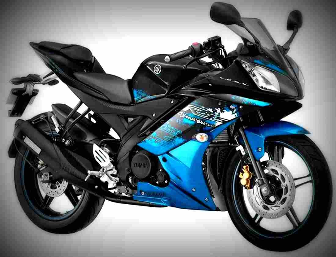 Yamaha YZF R15 YZF R15 6 motorbike A4 Photo Print
