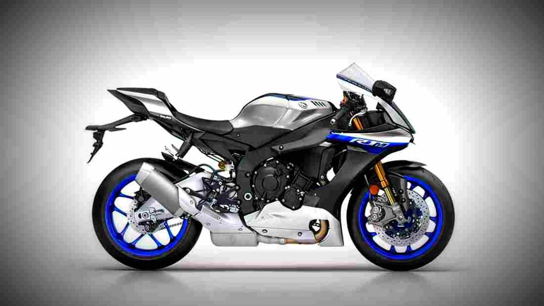 Yamaha YZF R1M 2017 2 motorbike A4 Photo Print