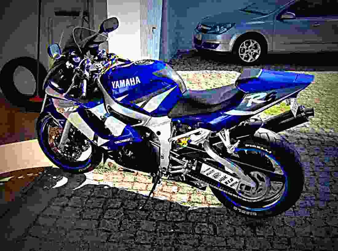 Yamaha YZF R6 2002 5 motorbike A4 Photo Print