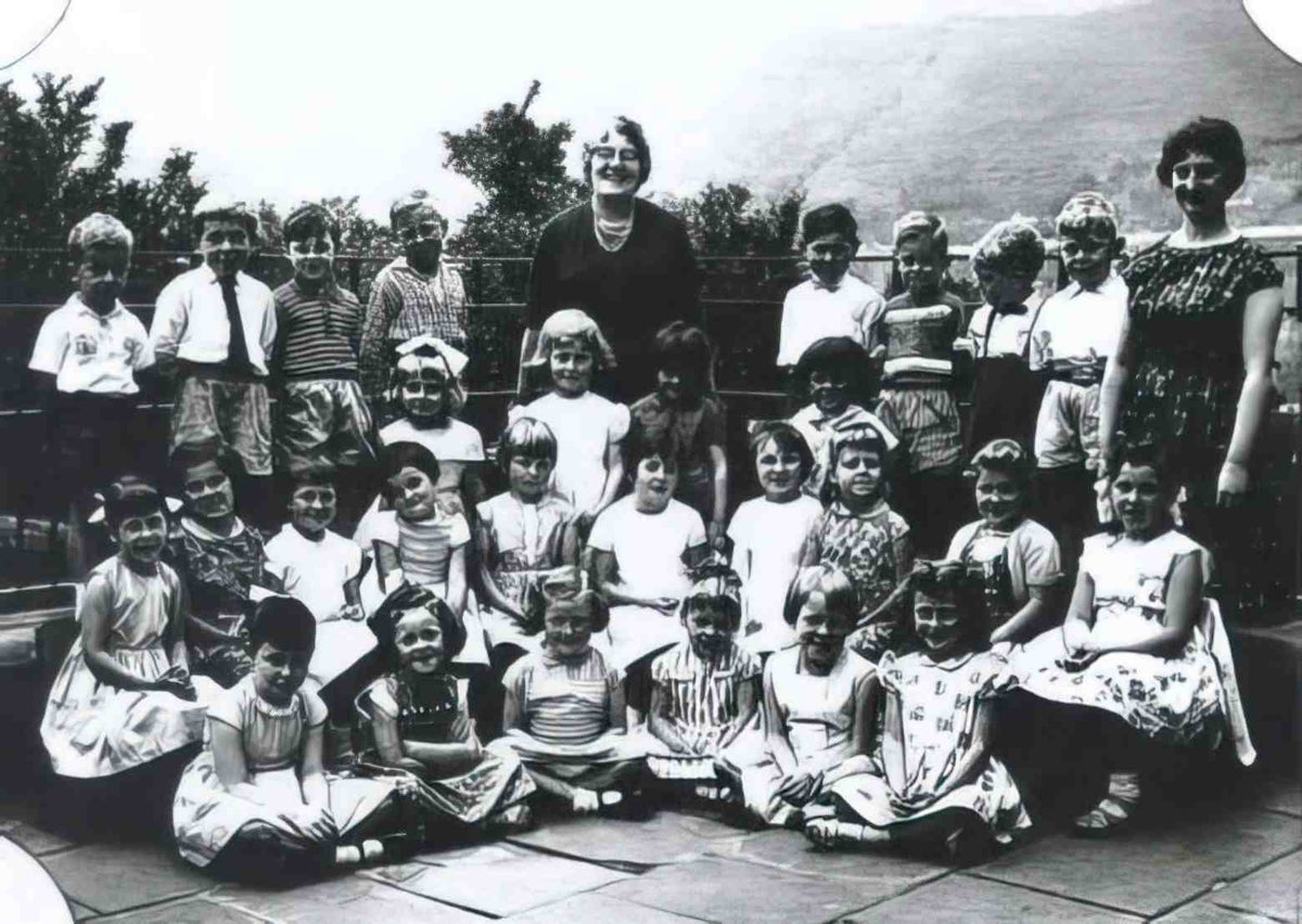 Ynyshir Infants School circa 1961 Vintage A4 Photo Print