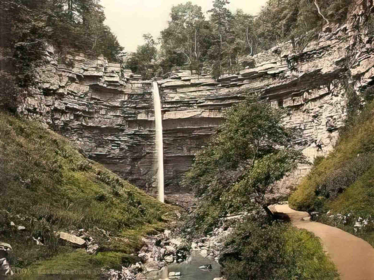 Yorkshire Hawes Hardrow Scar Vintage A4 Photo Print