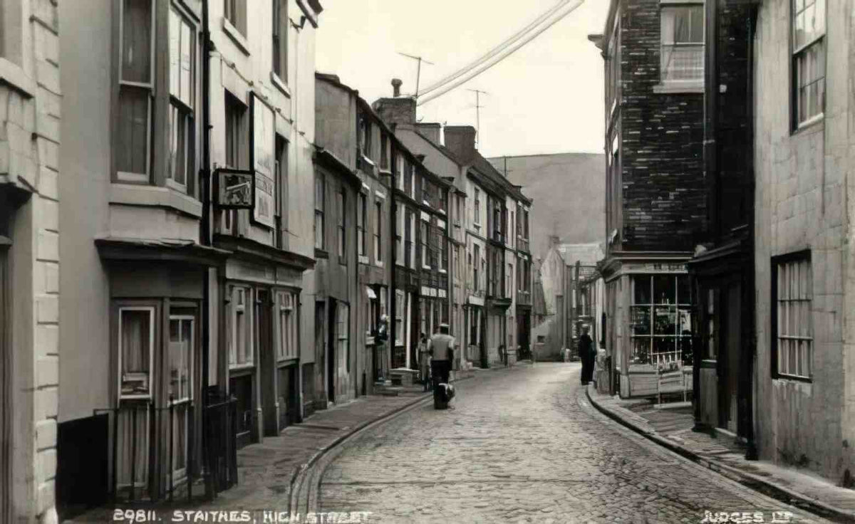 Yorkshire Staithes High Street Vintage A4 Photo Print