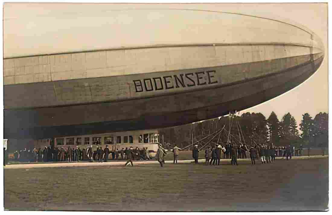 Zeppelin Airship 011 A4 Photo Print