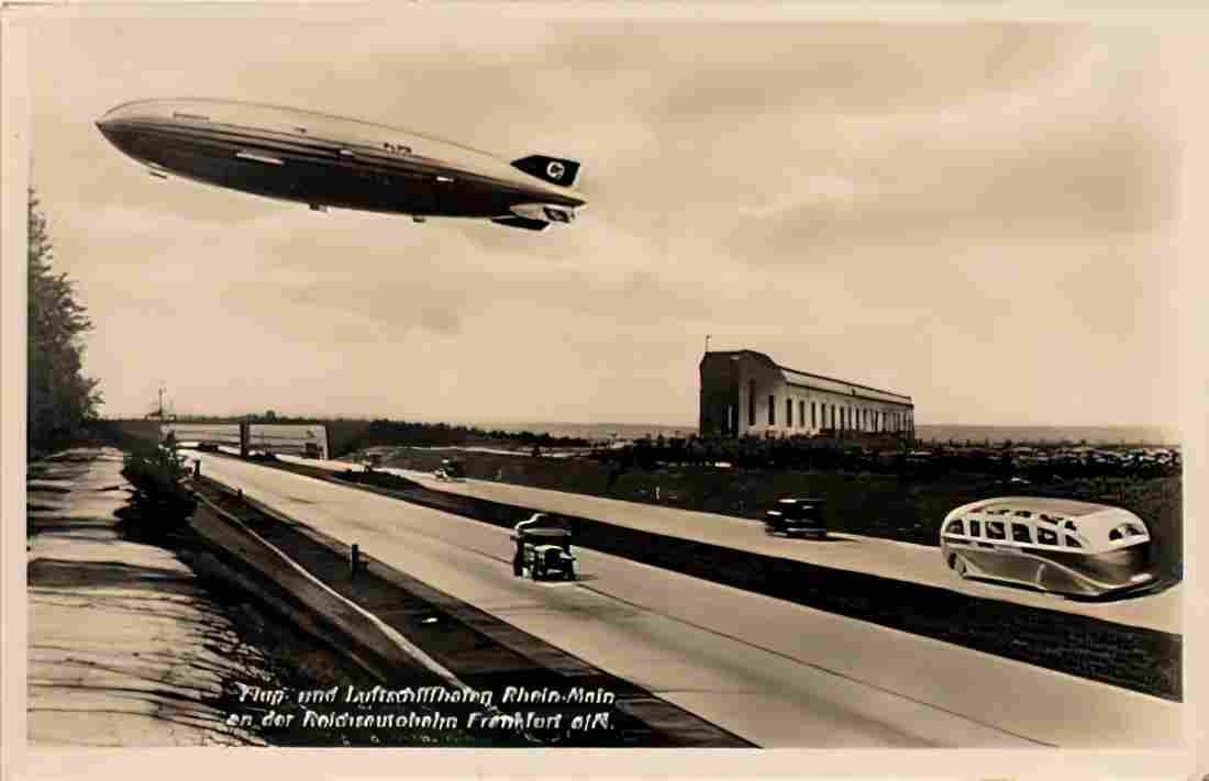 Zeppelin Airship 024 A4 Photo Print