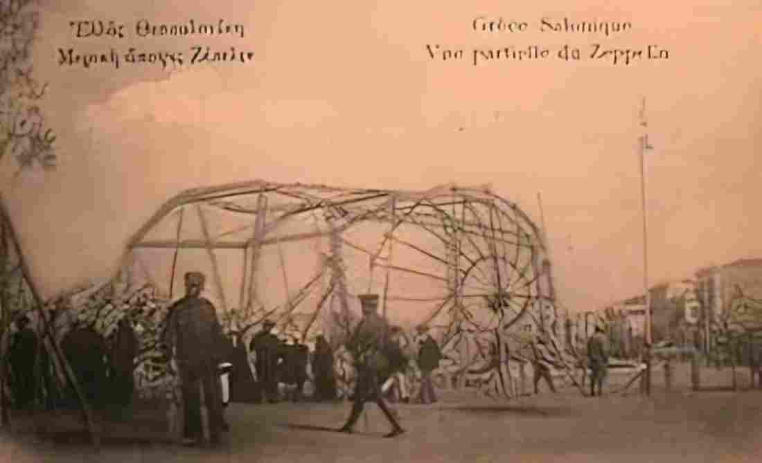 Zeppelin Airship 031 A4 Photo Print