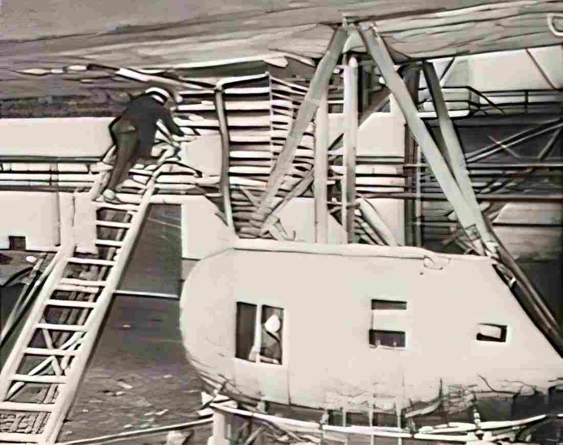 Zeppelin Airship 036 A4 Photo Print