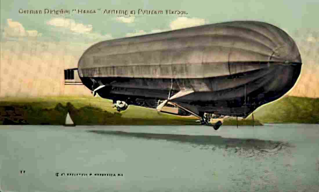 Zeppelin Airship 067 A4 Photo Print